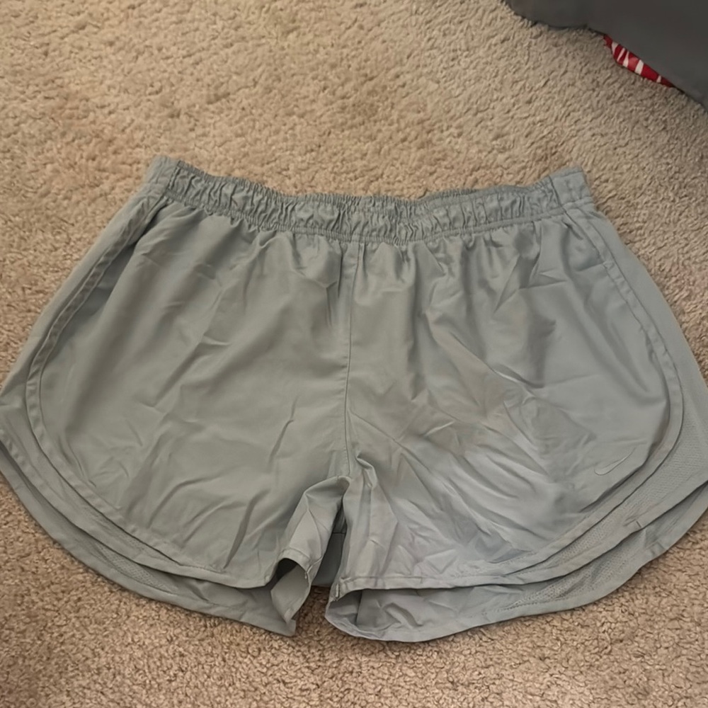 Nike Women's Athletic Shorts - Light Gray